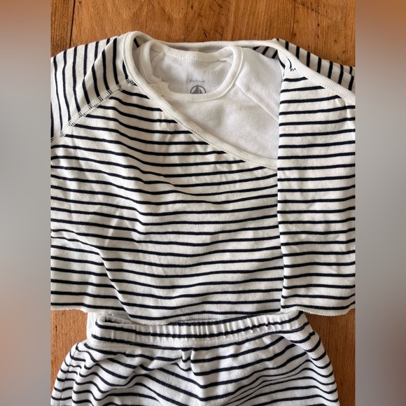 PETIT BATEAU Striped Set - Picture 4 of 16